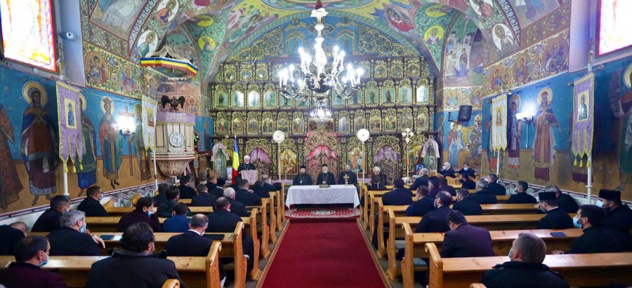 Conferință preoțească și binecuvântarea noului sediu al Protopopiatului Carei (FOTO)