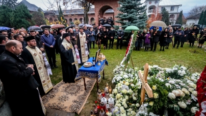 În această duminică: PS Timotei a săvârșit Sfânta Liturghie la Mănăstirea Bixad (FOTO)