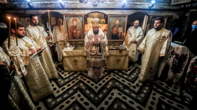 PS Timotei s-a aflat în mijlocul credincioșilor din Desești; Sfânta Liturghie a fost săvârșită la biserica de lemn patrimoniu mondial UNESCO (FOTO)