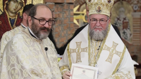 Părintele Constantin Necula a slujit la Catedrala Episcopală din Baia Mare; PS Iustin i-a conferit Ordinul „Preot Nicolae Gherman” (FOTO)