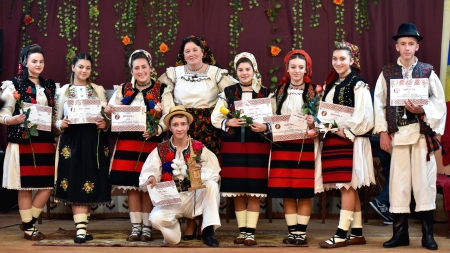 Muzică: Cine sunt tinerii premiați la Concursul Județean de Interpretare Vocală și Instrumentală „Viorel Costin” din Sighetu Marmației