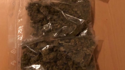 Maramureș: Percheziții la traficanți de droguri; Polițiștii au confiscat cocaină, cannabis și alte ustensile folosite în „afacere”