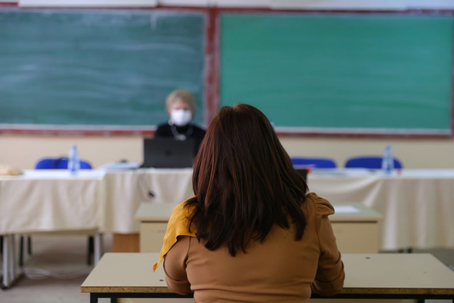 Se desfășoară probele orale din cadrul celei de-a doua sesiuni a concursului pentru ocuparea funcțiilor de director și director adjunct din unitățile de învățământ