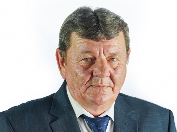 Este doliu în comunitate: Într-o comună maramureșeană fostul primar timp de trei mandate a decedat la vârsta de 57 ani, în urma unui infarct suferit joi seară!