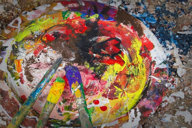 ”Întoarcere în timp”: Expoziție în memoria artistul plastic Alexandru Szabo