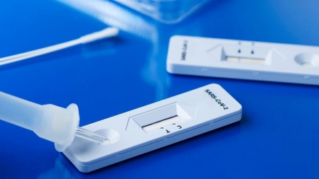 164.000 de teste rapide au ajuns în Maramureș; Acestea vor fi distribuite unităților de învățământ preuniversitar