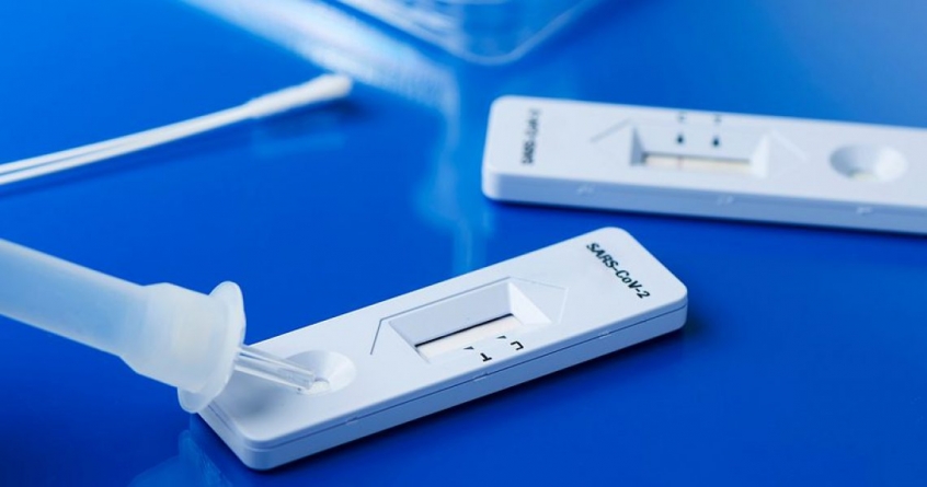 164.000 de teste rapide au ajuns în Maramureș; Acestea vor fi distribuite unităților de învățământ preuniversitar