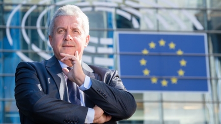 Europarlamentarul Daniel Buda, vicepreședintele Comisiei de Agricultură din PE: „Sprijin de 100.000 EURO/fermă pentru tinerii fermieri din 2023”