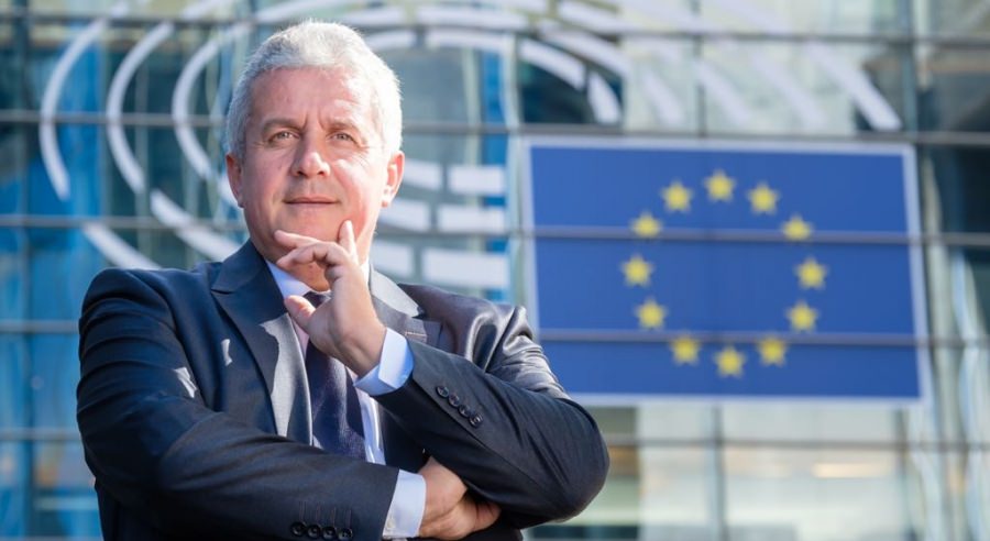 Europarlamentarul Daniel Buda, vicepreședintele Comisiei de Agricultură din PE: „Sprijin de 100.000 EURO/fermă pentru tinerii fermieri din 2023”