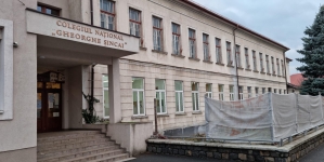 Conducerea Inspectoratului Școlar Județean Maramureș și a Colegiului Național Gheorghe Șincai arată că situația se rezolvă din 3 octombrie!