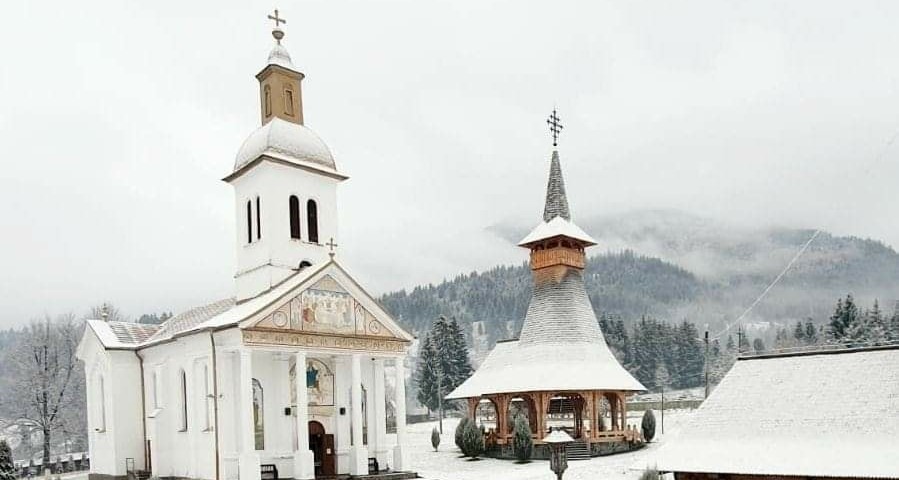 Noaptea dintre ani la Mănăstirea Moisei