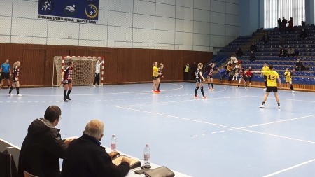 Handbal feminin meciuri amicale: În Baia Mare între Crăciun și Revelion în Polivalentă a avut loc un triunghiular. El a fost adjudecat de gazdele de la Minaur!