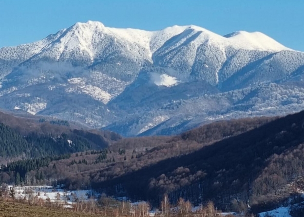 Un cetățean din Ucraina este căutat în munți de salvatorii montani și polițiști de frontieră