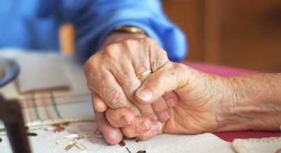 Momente festive în Fărcașa: Cuplurile care au împlinit 50 de ani de căsătorie și tinerii care au împlinit vârsta de 18 ani au fost felicitați și premiați