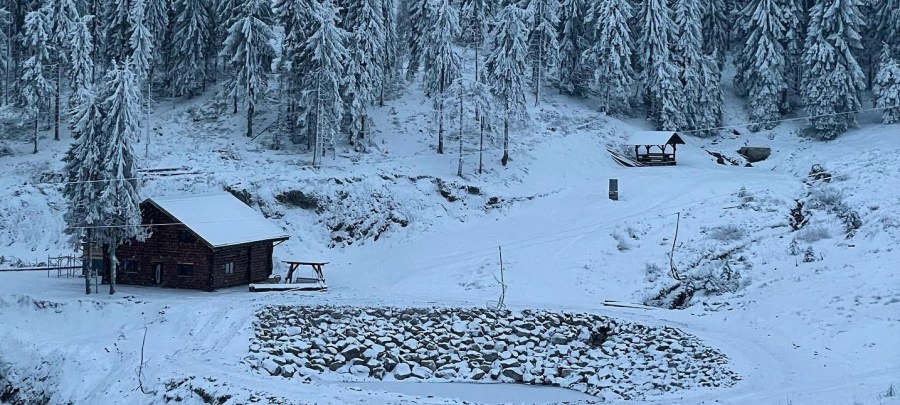 Este iarnă peste noi: În toată aria montană maramureșeană va fi atenționare meteorologică valabilă în orele următoare. Vezi și ce spune ANM!