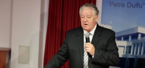 Dr. Teodor Ardelean, directorul Bibliotecii Județene „Petre Dulfu” Baia Mare, invitat al conferinței „Petre Dulfu – Dascăl al neamului” de la Cluj-Napoca