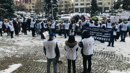 Sindicaliștii din învățământ, din nou în stradă; SLI MM cere respectarea legilor