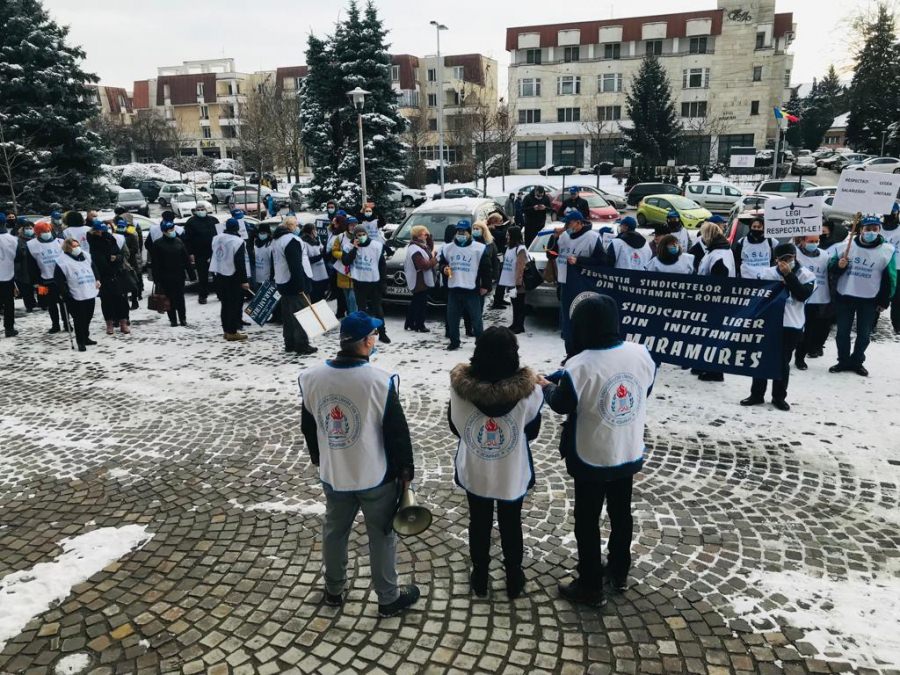 Sindicaliștii din învățământ, din nou în stradă; SLI MM cere respectarea legilor