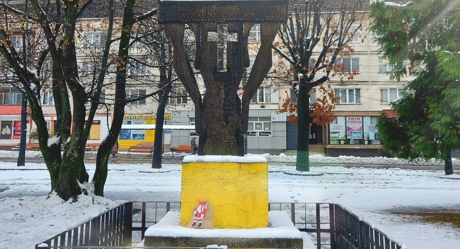 Și s-a dat start!: În Baia Mare luna cadourilor vine cu deja tradiționala vânătoare, acum ediția a 3-a. Campania darurilor ține până în ziua de Crăciun! (FOTO)