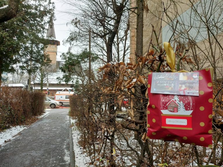 Acțiunea vânătorii de cadouri: În Baia Mare iubitorii Crăciunului au făcut ca sărbătorile să fie mai frumoase. Ediția 3 a vânătorii e gata! Vezi și foto faine!