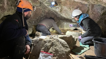 O uriașă veste arheologică: În județul Maramureș acum avem primele dovezi ale locuirii, în peșteră, acum 5.000 de ani! Anunț făcut în premieră! (VIDEO ȘI FOTO)