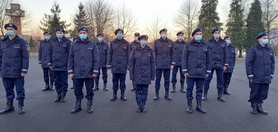 15 elevi au început practica la Jandarmeria Maramureş