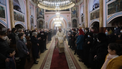 Sfânta Liturghie arhierească la Catedrala Istorică din Baia Mare (FOTO)