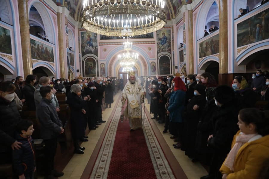Sfânta Liturghie arhierească la Catedrala Istorică din Baia Mare (FOTO)