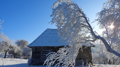 Avem un nou record: În județul Maramureș cea mai geroasă noapte din iarna aceasta. -25 grade la Târgu Lăpuș și Petrova ca temperaturi omologate în mod oficial!