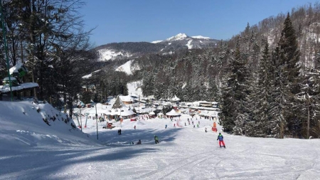 Iarnă în toată regula: În județul Maramureș la Cavnic stratul de zăpadă este de 67 cm! Am avut avalanșă plus probleme cu energia electrică!