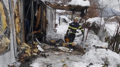 Alertă în această dimineață: În Baia Mare strada Vasile Lucaciu un eveniment religios încurcat de flăcările izbucnite. Bărbat cu arsuri la față și mâini!(FOTO)