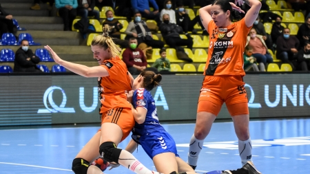 Handbal Feminin Cupele Europene: Minaur Baia Mare a bifat înfrângere usturătoare în partida disputată cu Bietigheim, dar își menține șansele pentru calificare!