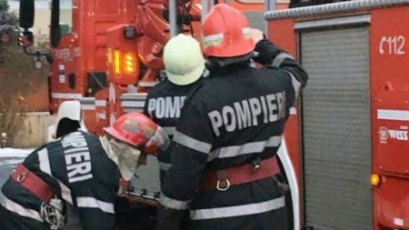 Pompierii maramureșeni ne reamintesc cele mai importante măsuri de prevenire referitoare la exploatarea instalațiilor și aparatelor electrice în gospodării