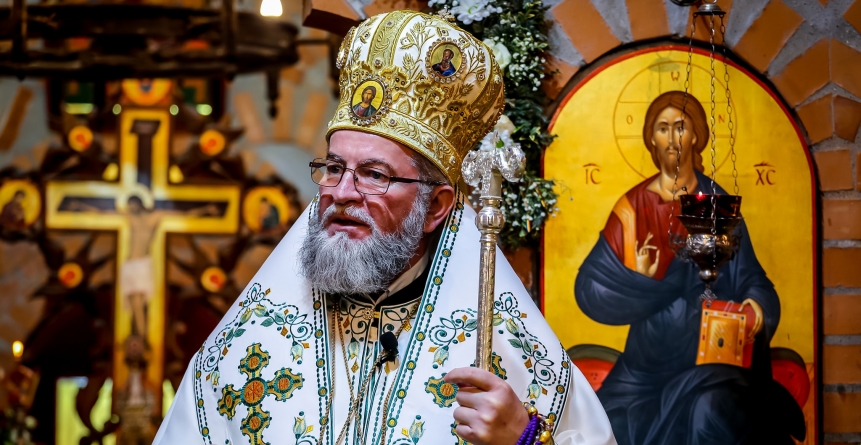 În acest final de săptămână PS Iustin va sluji la Paris, în mijlocul comunității românești din cadrul Parohiei Ortodoxe „Sfinții Trei Ierarhi”