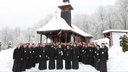 Preoții din Maramureș și Satu Mare au discutat despre pastorația tinerilor cu Pr. Visarion Alexa din București