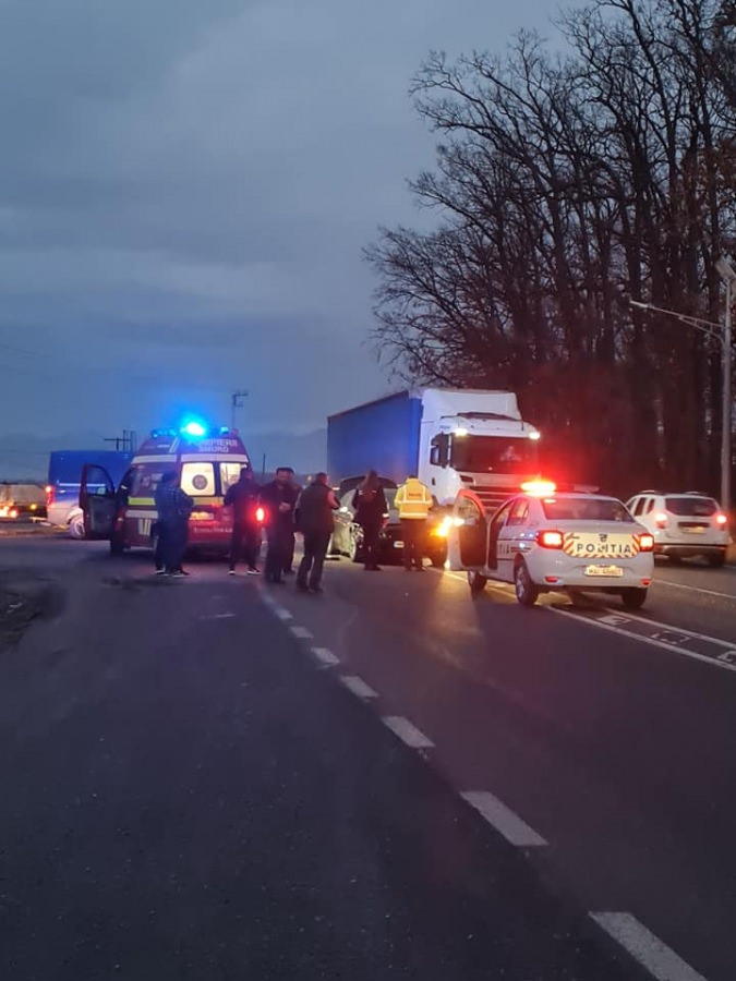 Accident rutier în Hideaga; O tânără a ajuns la spital