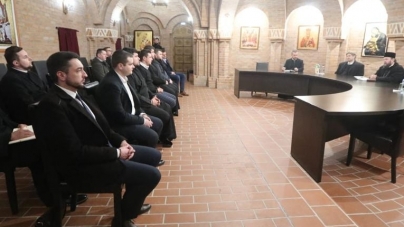 La Catedrala Episcopală din Baia Mare, întâlnire cu studenții masteranzi din an terminal