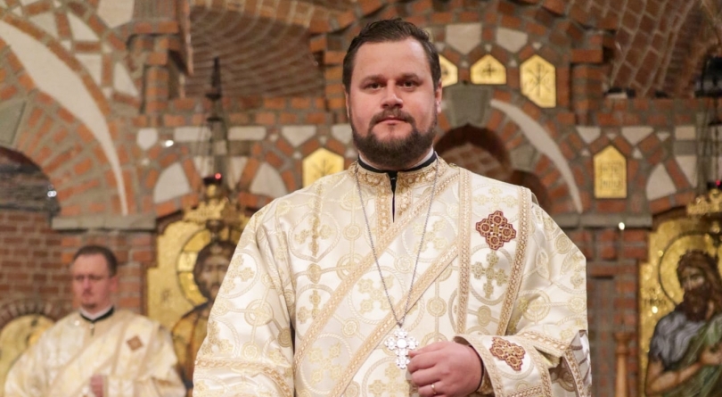 Arhid. Prof. Drd. Adrian Dobreanu: În duminica a III-a din Postul Mare are loc ritualul scoaterii Sfintei Cruci