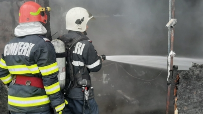 Incendiu la un service auto din Baia Mare (FOTO și VIDEO)