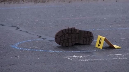 Copil de șase ani accidentat de un autoturism; Acesta a vrut să treacă strada prin loc nepermis şi fără să se asigure