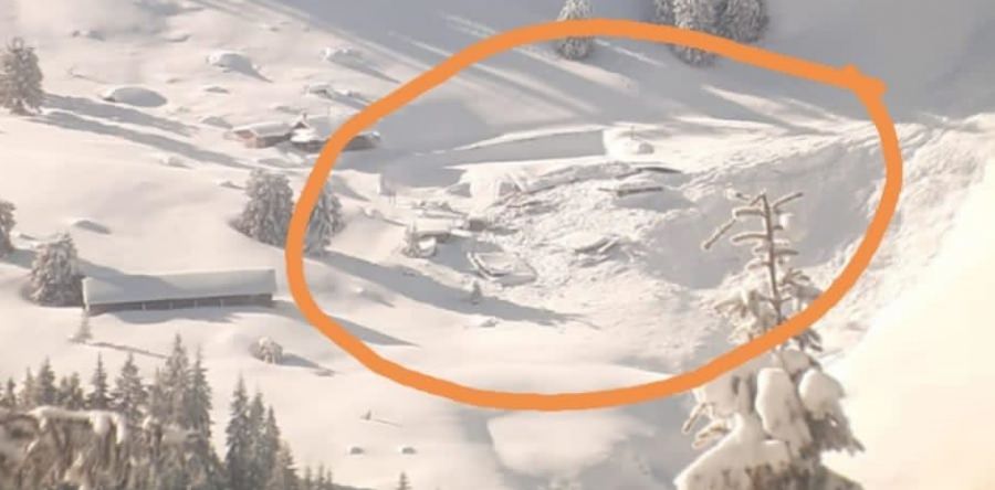 Efect al încălzirii vremii: Avalanșă în Munții Rodnei care a măturat Cabana Puzdrele. Iată aici și imagini convingătoare!(FOTO)