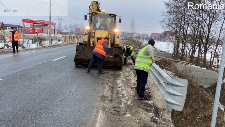 Pe drumurile județene din Maramureș a început curățenia de primăvară