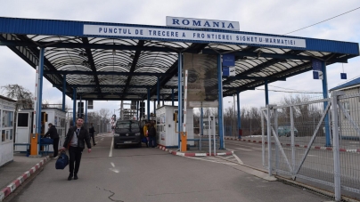 Exclusiv DirectMM: Frontiera României: În județul Maramureș au venit primele persoane în țara noastră ca urmare a atacului! Cozi rutiere de 5 km, în Solotvino!