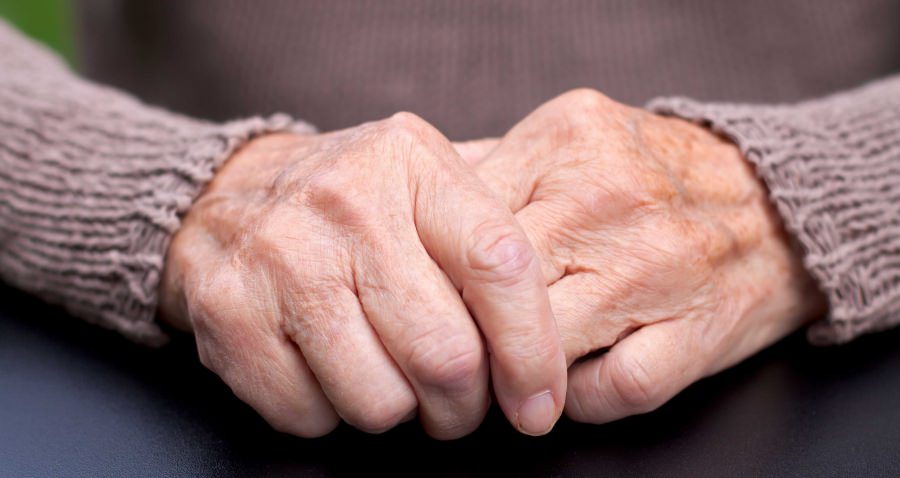 Polițiștii avertizează: O nouă metodă de înșelăciune circulă pe rețelele de socializare; Cum a fost rămas fără bani o băimăreancă