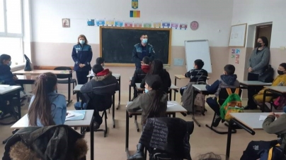 Acțiuni de prevenire și combatere a absenteismului școlar la Finteușu Mic