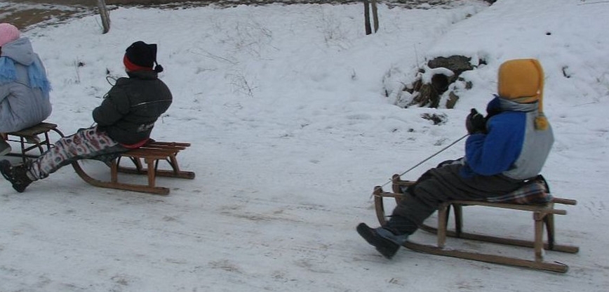 În weekend: Invitație la săniuș în Băiuț