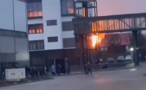 La nici 190 km de județul Maramureș: Aeroportul principal din regiunea Ivano-Frankivsk atacat cu o rachetă! Atenție, sunt imagini care vă pot afecta emoțional!