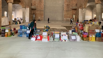 Colectă impresionantă pentru refugiați: Credincioșii au răspuns apelului lansat în mediul online și au donat cele necesare (FOTO)