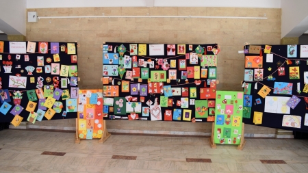 Concursul ”Flori cu șnur de mărțișor” de la Vișeu de Sus și-a desemnat câștigătorii (FOTO)