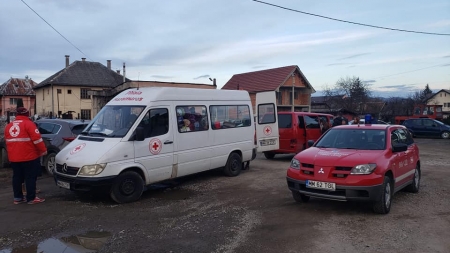 Acum este timpul fraternității: În județul Maramureș în prezent un exercițiu de solidaritate maximă! La Casa Armatei, vin în fiecare zi donații de la primării!